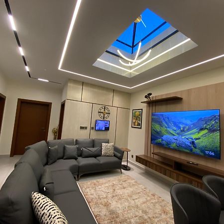 Firefly Retreat-Your Home Away From Home Rawalpindi Bagian luar foto