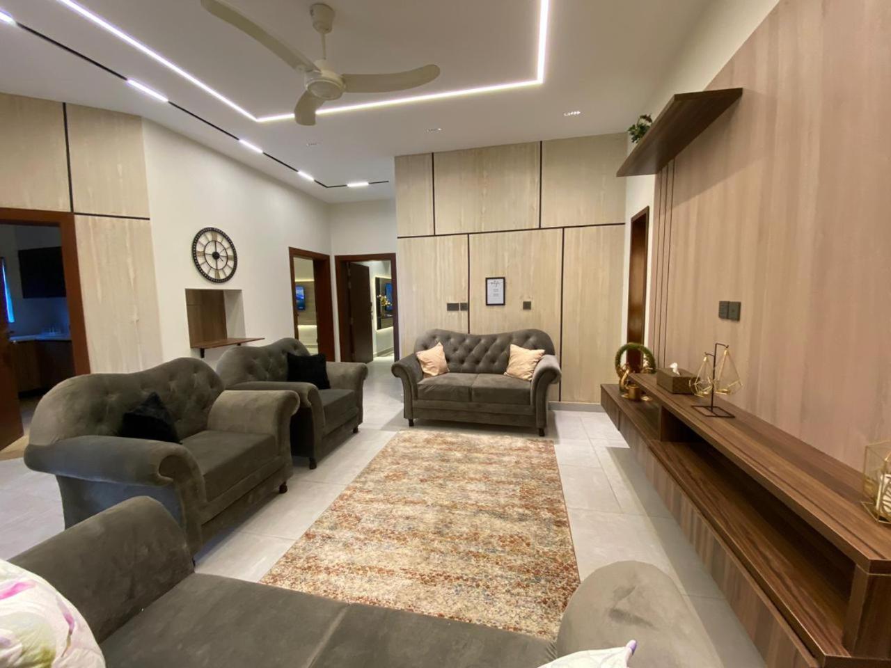 Firefly Retreat-Your Home Away From Home Rawalpindi Bagian luar foto