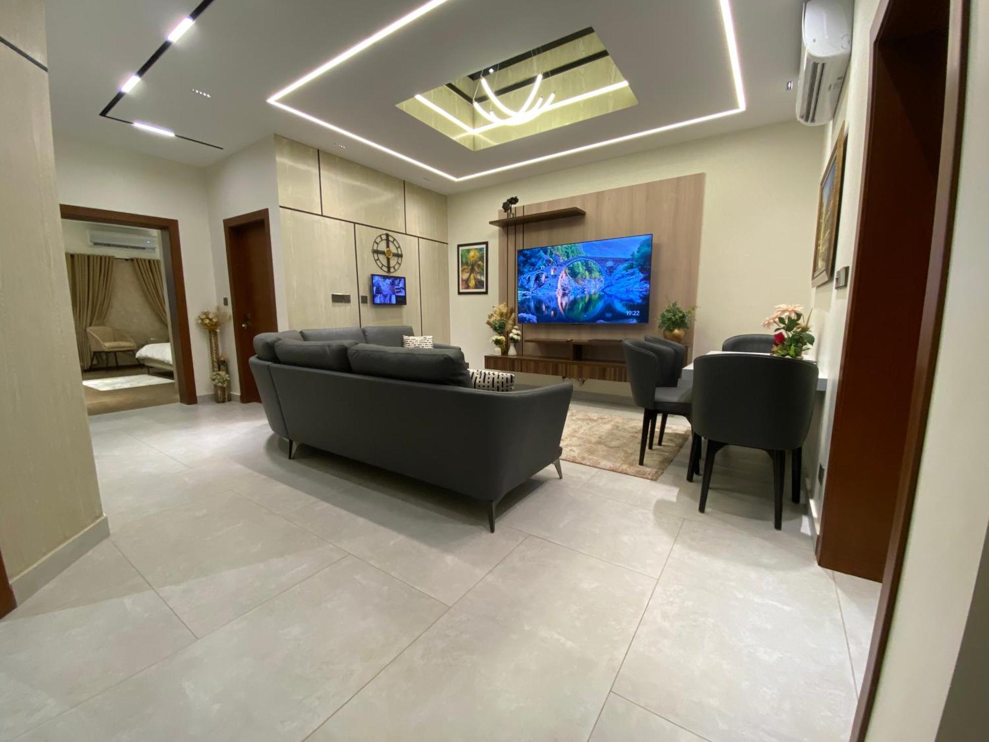 Firefly Retreat-Your Home Away From Home Rawalpindi Bagian luar foto