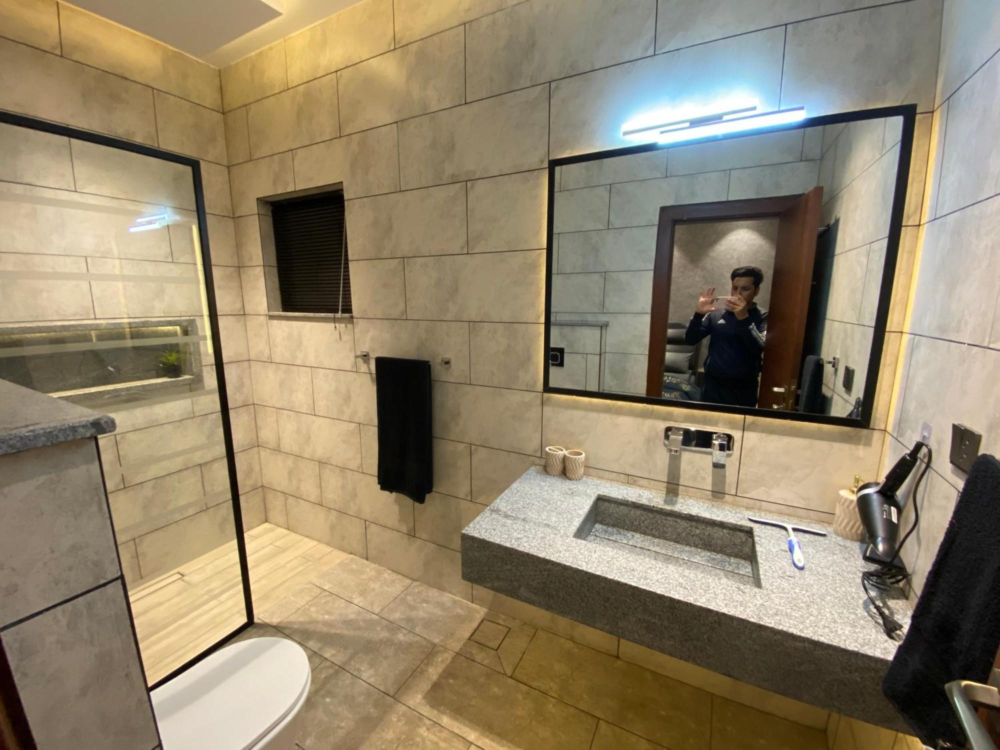 Firefly Retreat-Your Home Away From Home Rawalpindi Bagian luar foto